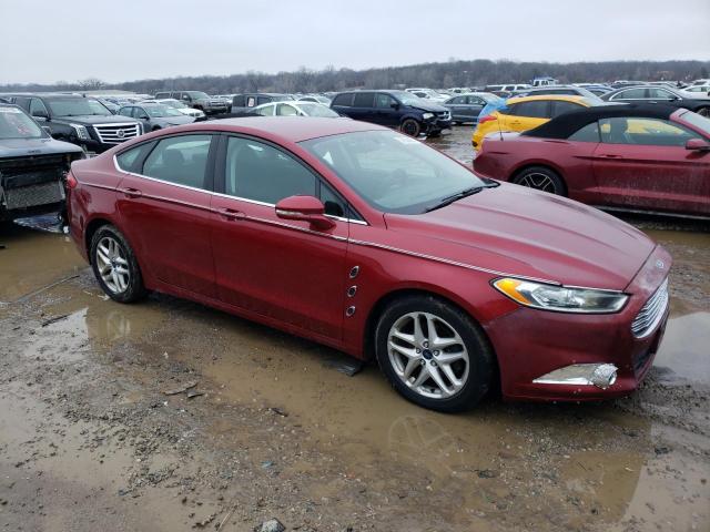 3FA6P0H72GR333761 - 2016 FORD FUSION SE RED photo 4