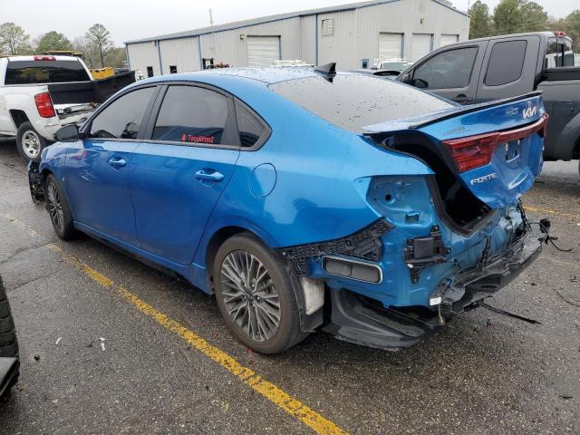 3KPF54AD7NE505486 - 2022 KIA FORTE GT LINE BLUE photo 2