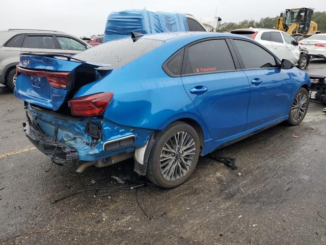 3KPF54AD7NE505486 - 2022 KIA FORTE GT LINE BLUE photo 3