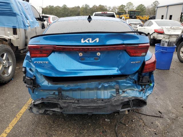 3KPF54AD7NE505486 - 2022 KIA FORTE GT LINE BLUE photo 6