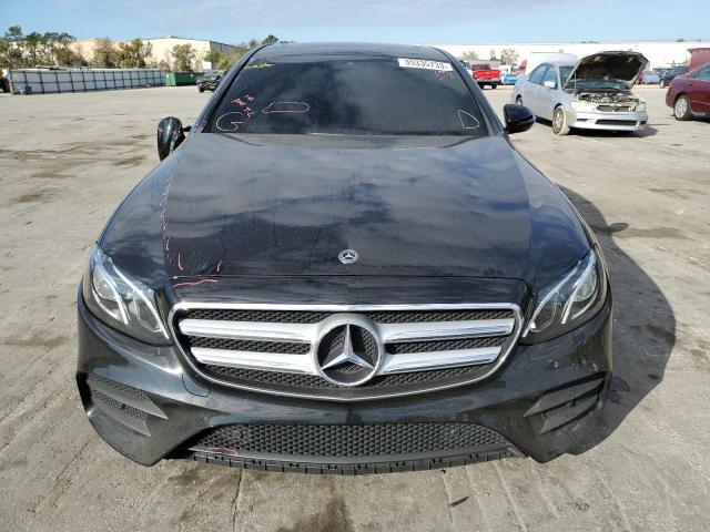 WDDZF4JB8JA330029 - 2018 MERCEDES-BENZ E 300 BLACK photo 5