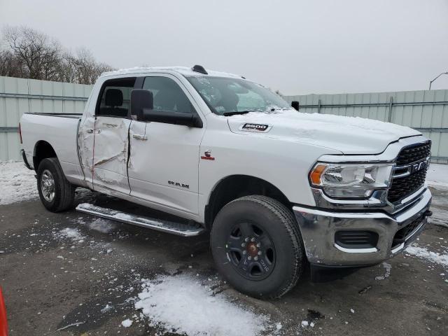 3C6UR5DL1NG436407 - 2022 RAM 2500 BIG HORN/LONE STAR WHITE photo 4