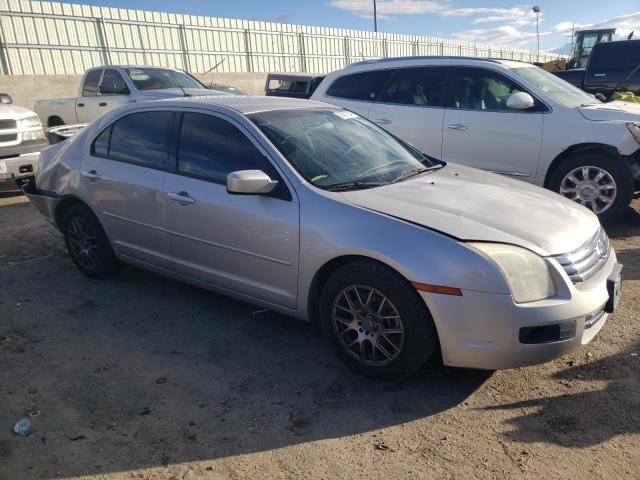 3FAHP07Z98R113336 - 2008 FORD FUSION SE SILVER photo 4