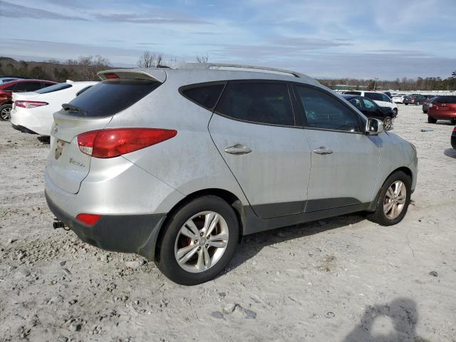 KM8JU3ACXDU669213 - 2013 HYUNDAI TUCSON GLS SILVER photo 3