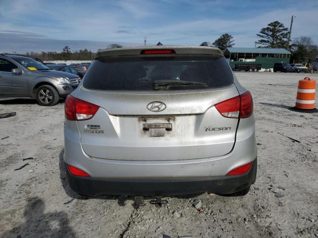 KM8JU3ACXDU669213 - 2013 HYUNDAI TUCSON GLS SILVER photo 6