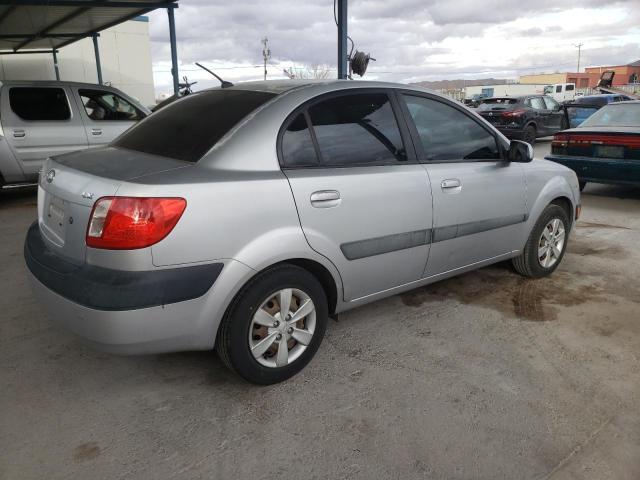 KNADE123886356122 - 2008 KIA RIO BASE SILVER photo 3