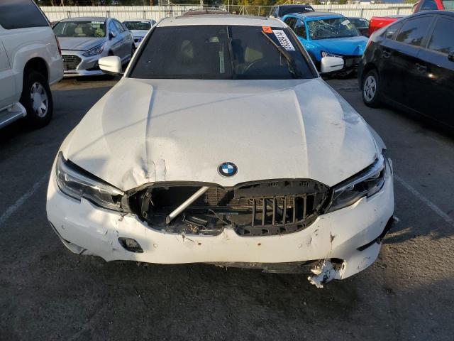 WBA5R1C56KAK10251 - 2019 BMW 330I WHITE photo 5