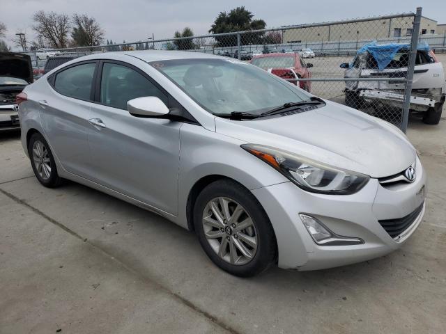 5NPDH4AE1FH586487 - 2015 HYUNDAI ELANTRA SE SILVER photo 4