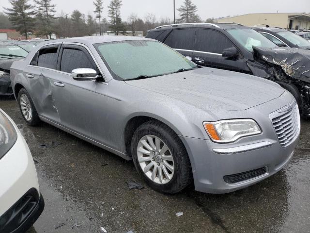 2C3CCAAG5EH275960 - 2014 CHRYSLER 300 SILVER photo 4