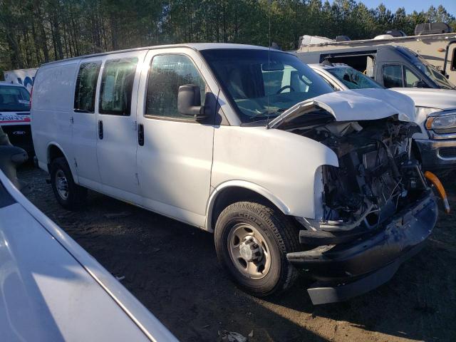 1GCWGAFG5L1118463 - 2020 CHEVROLET EXPRESS G2 WHITE photo 4