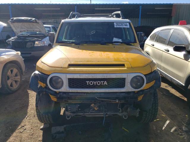 JTEBU11F670021527 - 2007 TOYOTA FJ CRUISER YELLOW photo 5