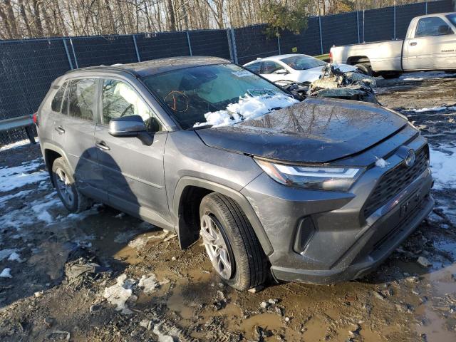 JTMRWRFVXPD173069 - 2023 TOYOTA RAV4 XLE GRAY photo 4