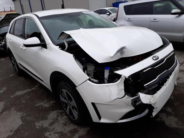 KNDCB3LC1H5066523 - 2017 KIA NIRO FE WHITE photo 4