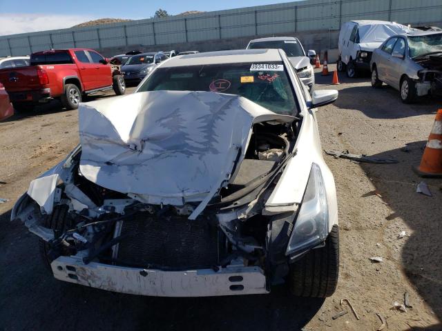 1G6AS5S35E0183974 - 2014 CADILLAC CTS PERFORMANCE COLLECTION Белый фото 5