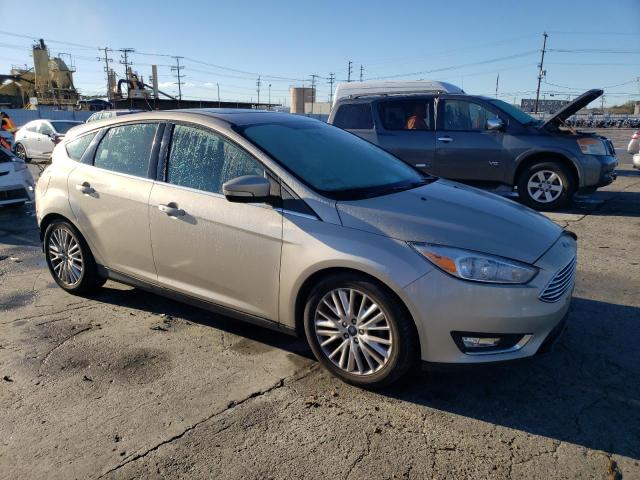 1FADP3N29JL249735 - 2018 FORD FOCUS TITANIUM BEIGE photo 4