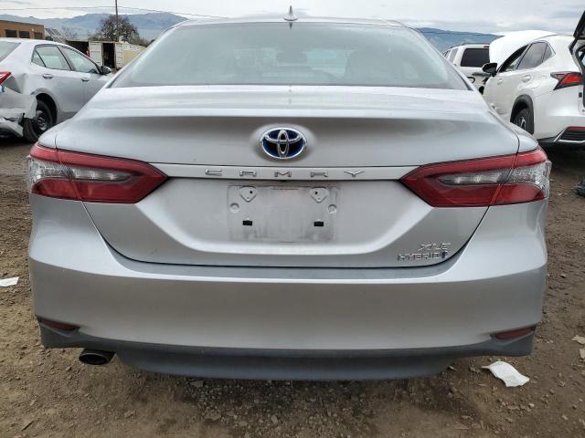 4T1F31AK2NU597395 - 2022 TOYOTA CAMRY XLE SILVER photo 6