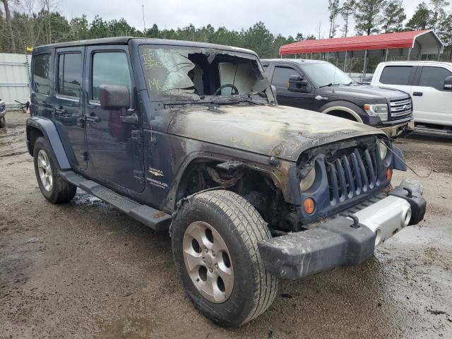 1C4HJWEG3DL627725 - 2013 JEEP WRANGLER U SAHARA BLUE photo 4