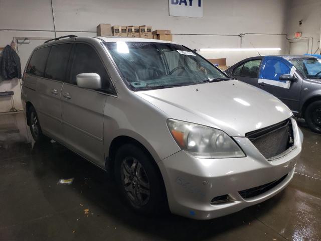 5FNRL38817B009571 - 2007 HONDA ODYSSEY TOURING SILVER photo 4