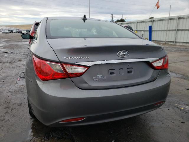 5NPEB4AC0BH280685 - 2011 HYUNDAI SONATA GLS GRAY photo 6