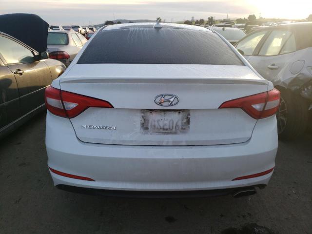 5NPE24AF4FH036022 - 2015 HYUNDAI SONATA SE WHITE photo 6