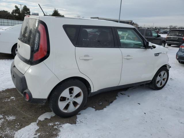 KNDJN2A27G7360563 - 2016 KIA SOUL WHITE photo 3