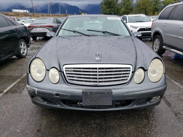 WDBUF70J36A868674 - 2006 MERCEDES-BENZ E 500 GRAY photo 5