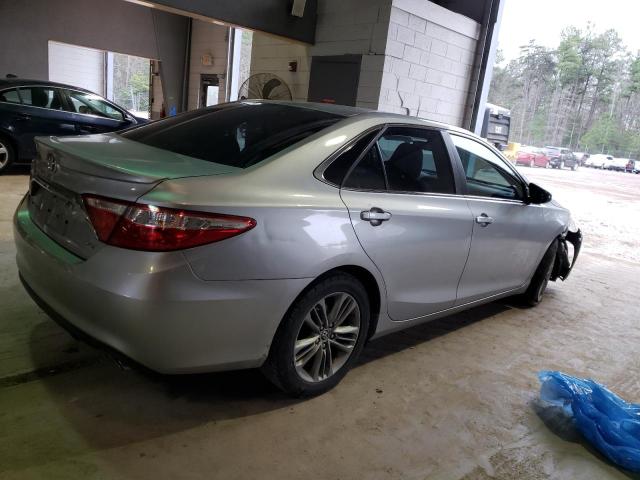 4T1BF1FK6FU072307 - 2015 TOYOTA CAMRY LE SILVER photo 3