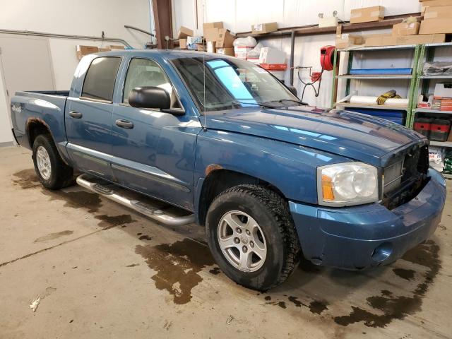 1D7HW48N15S187470 - 2005 DODGE DAKOTA QUAD SLT BLUE photo 4