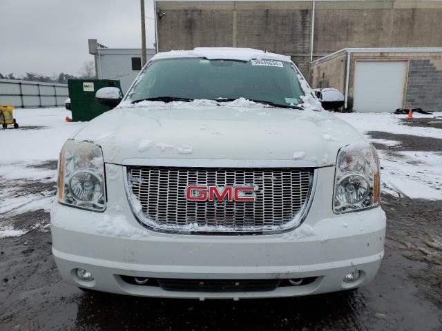 1GKS2KE76CR250691 - 2012 GMC YUKON XL K1500 SLT WHITE photo 5