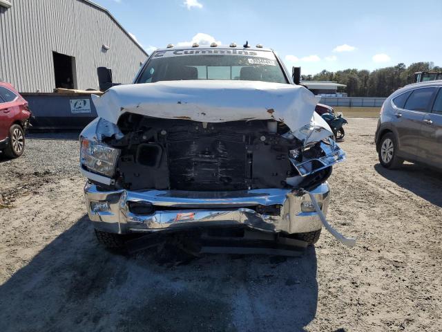 3C63RRHL6HG699624 - 2017 RAM 3500 SLT WHITE photo 5