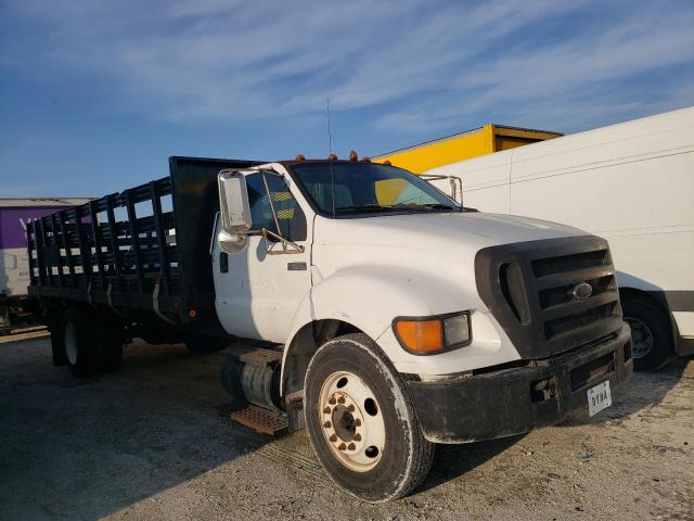 3FRNF65L24V662818 - 2004 FORD F650 SUPER DUTY WHITE photo 1