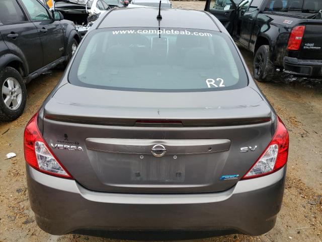 3N1CN7AP5GL805690 - 2016 NISSAN VERSA S GRAY photo 6