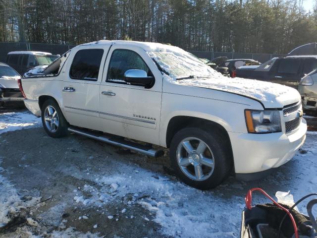 1GNSKKE75ER142469 - 2014 CHEVROLET SUBURBAN K1500 LTZ WHITE photo 4