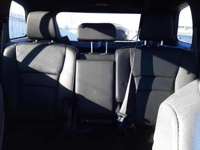 5FNYF8H56KB024260 - 2019 HONDA PASSPORT EXL WHITE photo 10