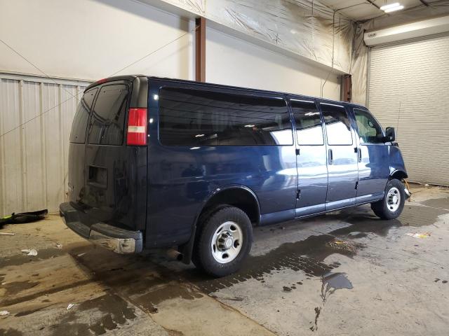 1GAHG39K891144058 - 2009 CHEVROLET EXPRESS G3 BLUE photo 3