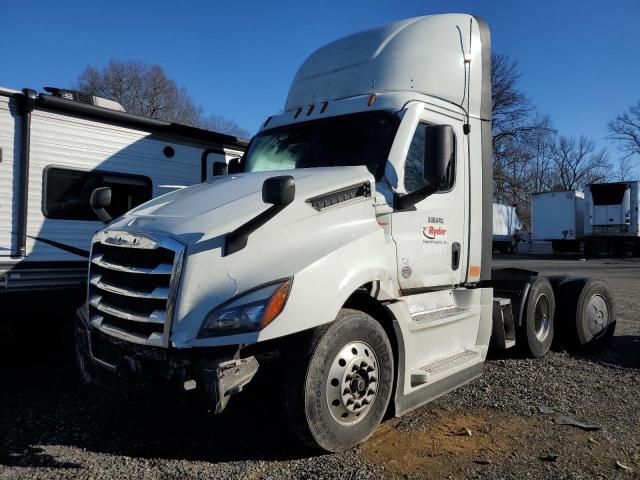 3AKJHLDRXNSNJ9955 - 2022 FREIGHTLINER CASCADIA 1 WHITE photo 2