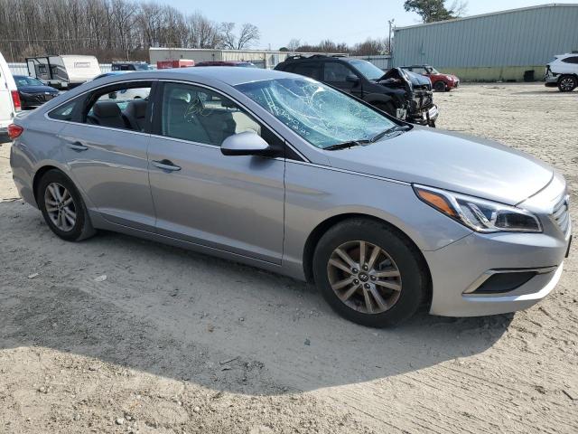 5NPE24AF4GH329128 - 2016 HYUNDAI SONATA SE SILVER photo 4