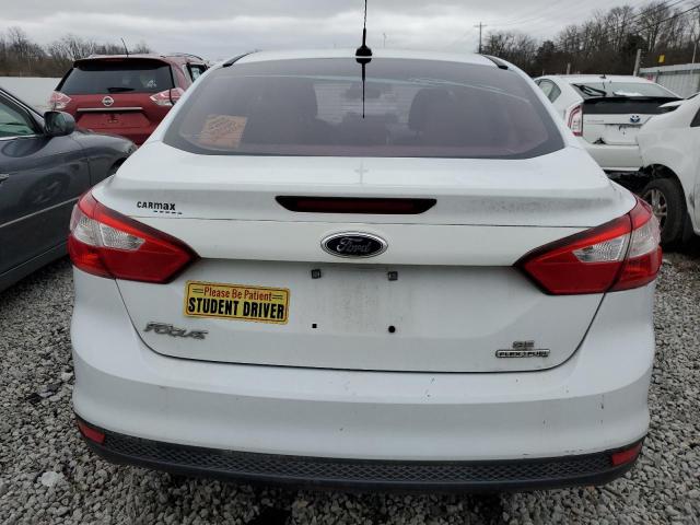 1FADP3F2XDL331198 - 2013 FORD FOCUS SE WHITE photo 6