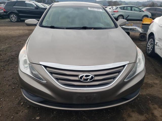 5NPEB4ACXEH945497 - 2014 HYUNDAI SONATA GLS GOLD photo 5