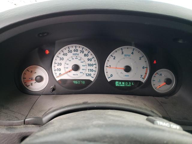 2C4GP54L45R202297 - 2005 CHRYSLER TOWN & COU TOURING თეთრი ფოტო 9