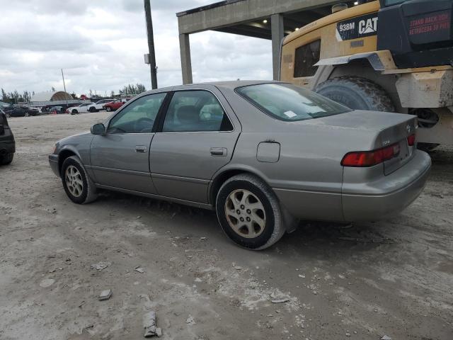 JT2BF22K6X0151557 - 1999 TOYOTA CAMRY LE TAN photo 2