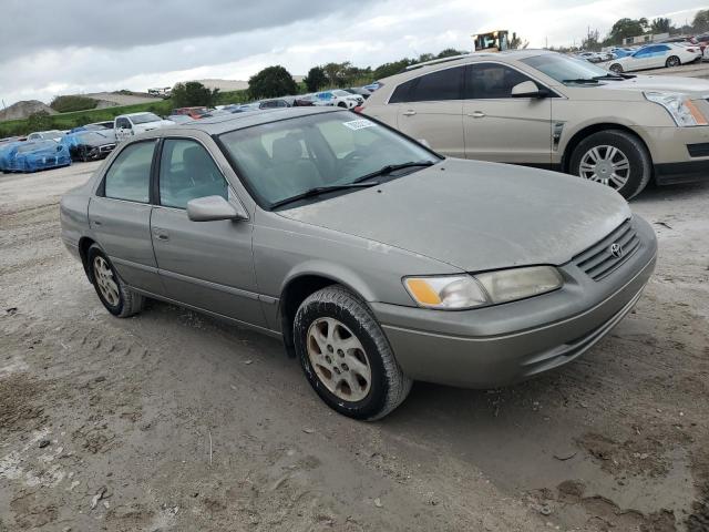 JT2BF22K6X0151557 - 1999 TOYOTA CAMRY LE TAN photo 4