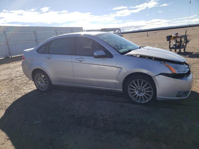 1FAHP36N69W203168 - 2009 FORD FOCUS SES SILVER photo 4