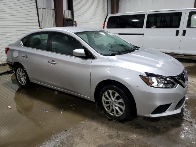 3N1AB7AP3JY241659 - 2018 NISSAN SENTRA S SILVER photo 4