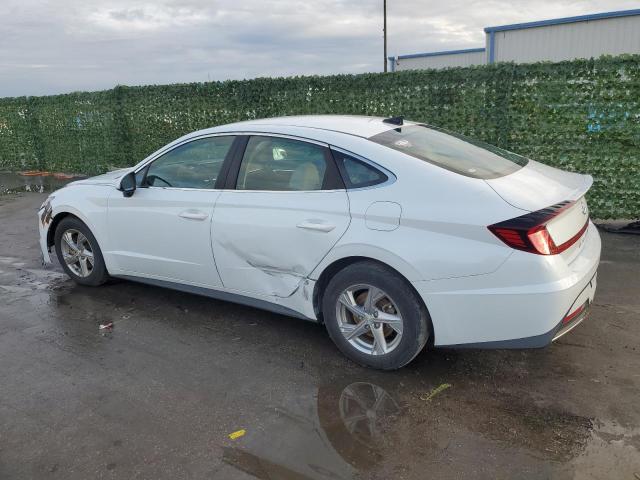 5NPEG4JA8MH092239 - 2021 HYUNDAI SONATA SE WHITE photo 2