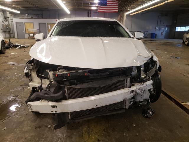 2G1105SA3G9180915 - 2016 CHEVROLET IMPALA LT WHITE photo 5