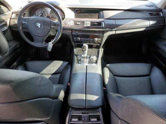 WBAKA4C50BC612606 - 2011 BMW 740 I GRAY photo 8