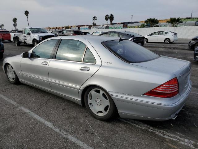 WDBNG78J12A249135 - 2002 MERCEDES-BENZ S 600 SILVER photo 2