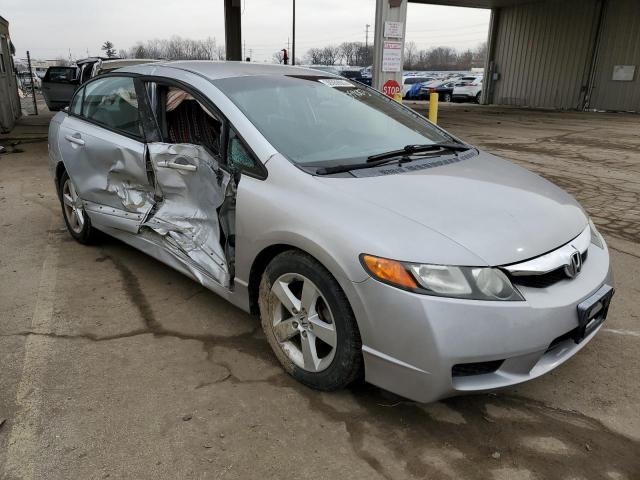 2HGFA16639H346384 - 2009 HONDA CIVIC LX-S Gümüş foto 4