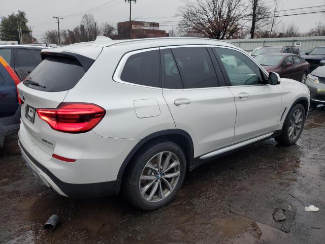 5UXTR9C53KLD98015 - 2019 BMW X3 XDRIVE30I WHITE photo 3